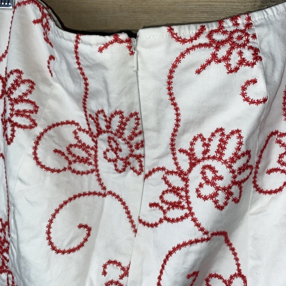 Vintage Kelly and & Diane Red Floral Embroidered Skirt Size 6  Cream - Picture 5 of 5